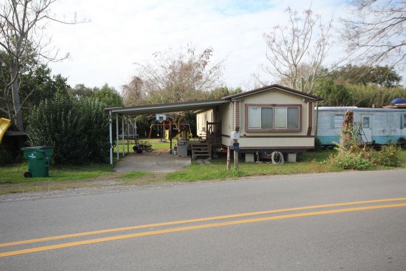 Mobile Home Demolition in Katy, TX